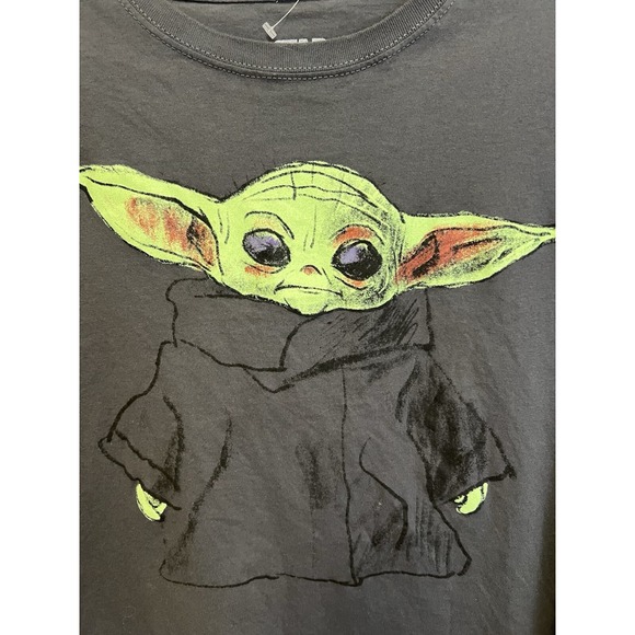 STAR‎ WARS Baby Yoda Grogu Men's T-Shirt XL Black The Mandalorian Graphic Tee - Picture 1 of 3